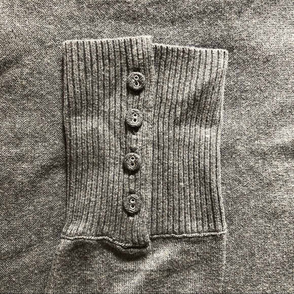 NWT - Gray Cotton Sweater - Size XL - Picture 4 of 6
